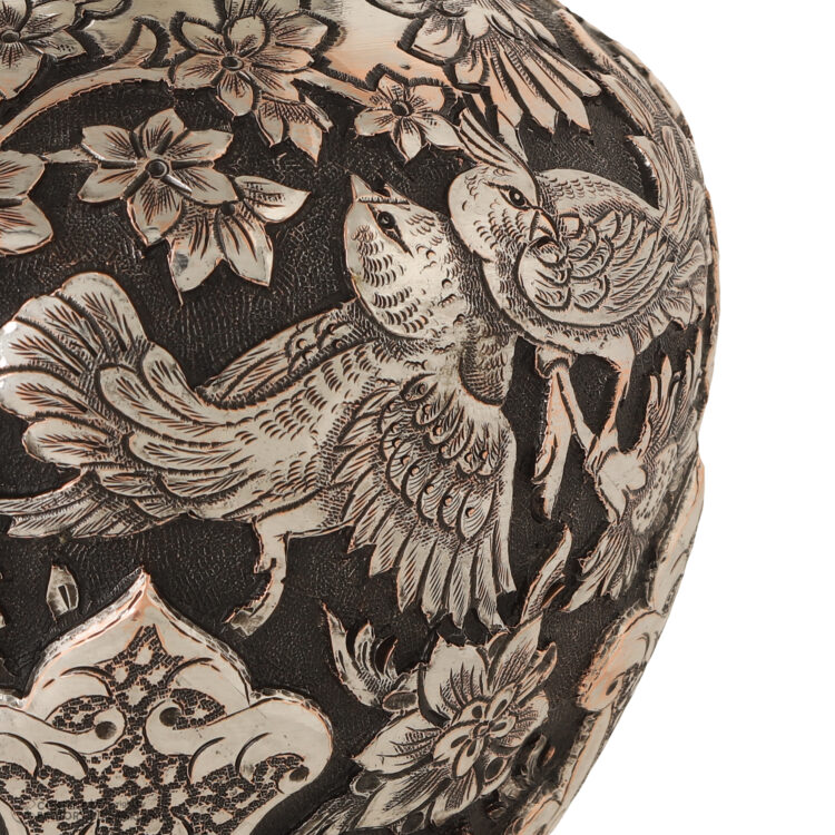 Heroic Engraved Vase with Flower and Bird Design Code 909 view 4