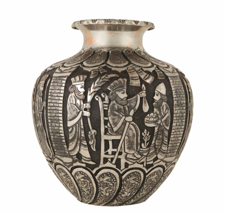 Heroic Engraved Vase with Persepolis Design Code 903 view 6