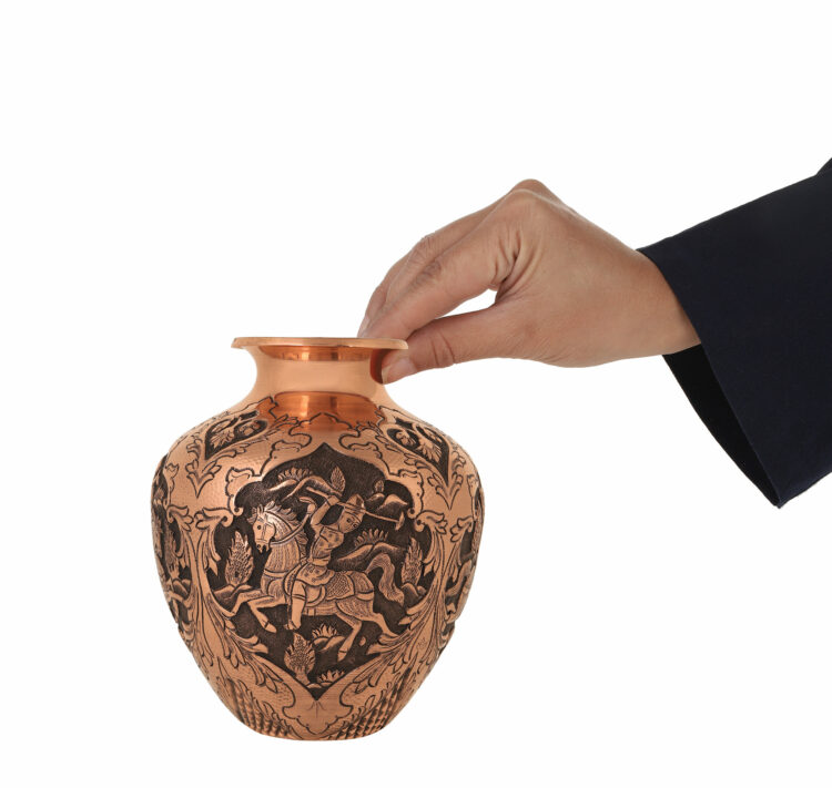 Heroic Engraved Vase with Polo Design Code 910 view 2